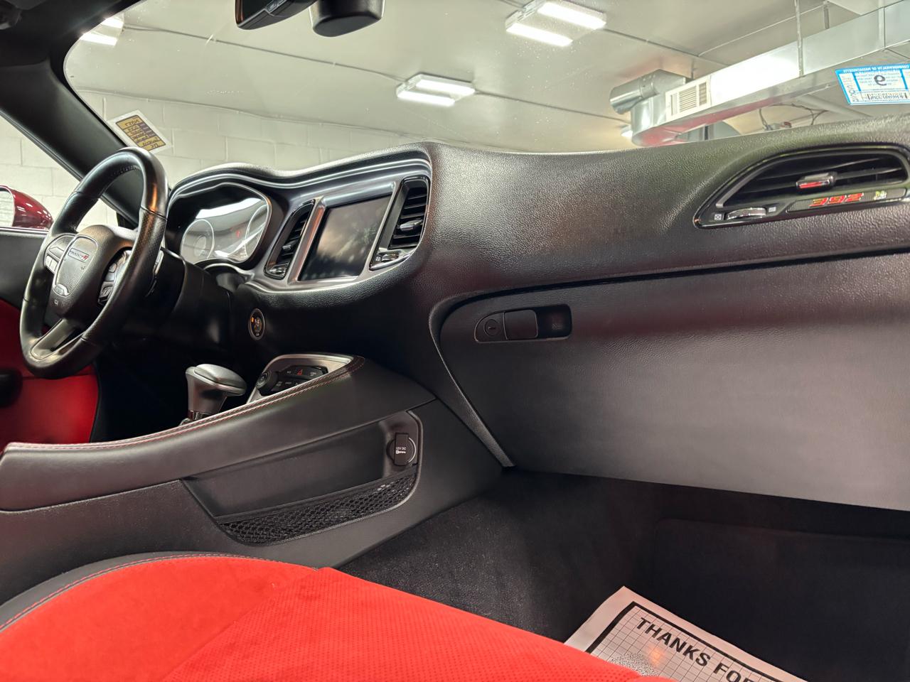 Dodge Challenger R/T Scat Pack Widebody RWD 2019