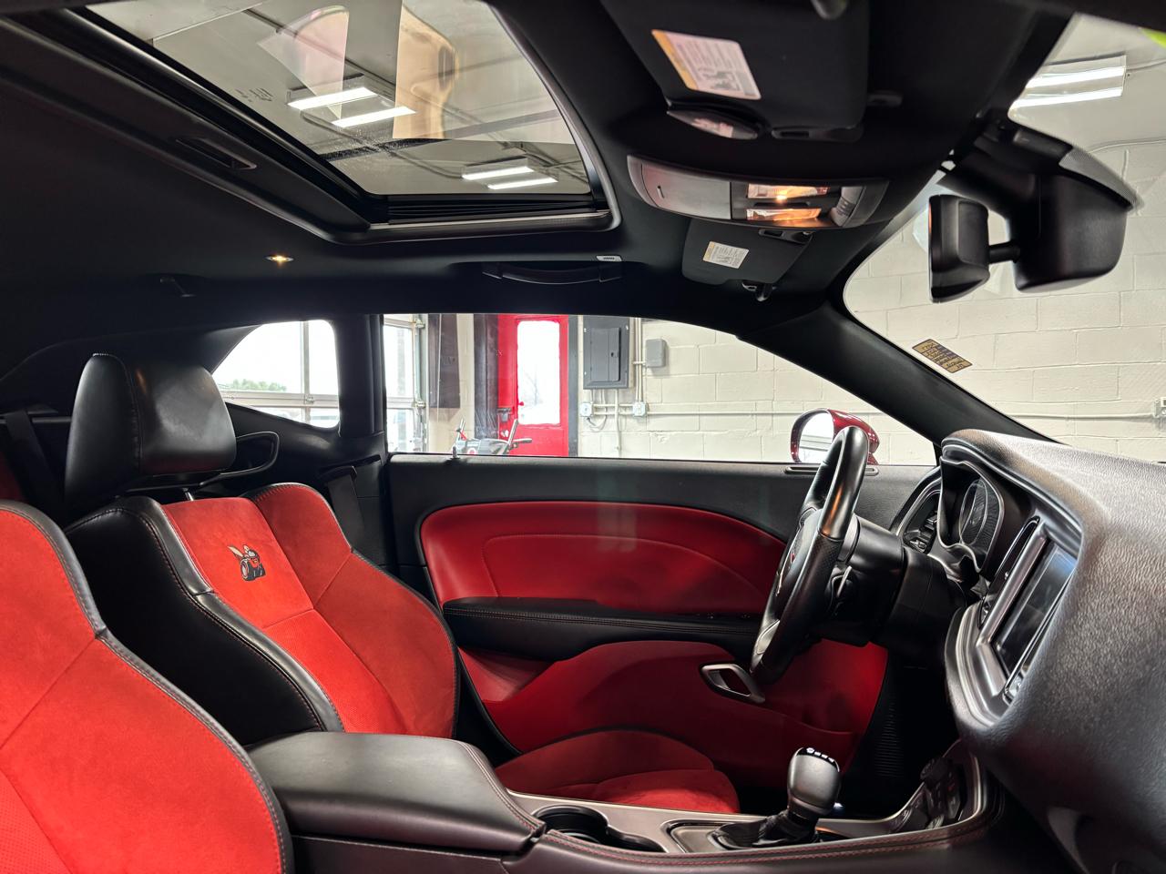 Dodge Challenger R/T Scat Pack Widebody RWD 2019