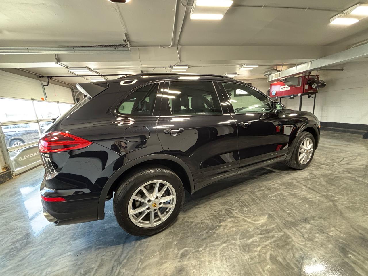 Porsche Cayenne AWD 4dr 2016
