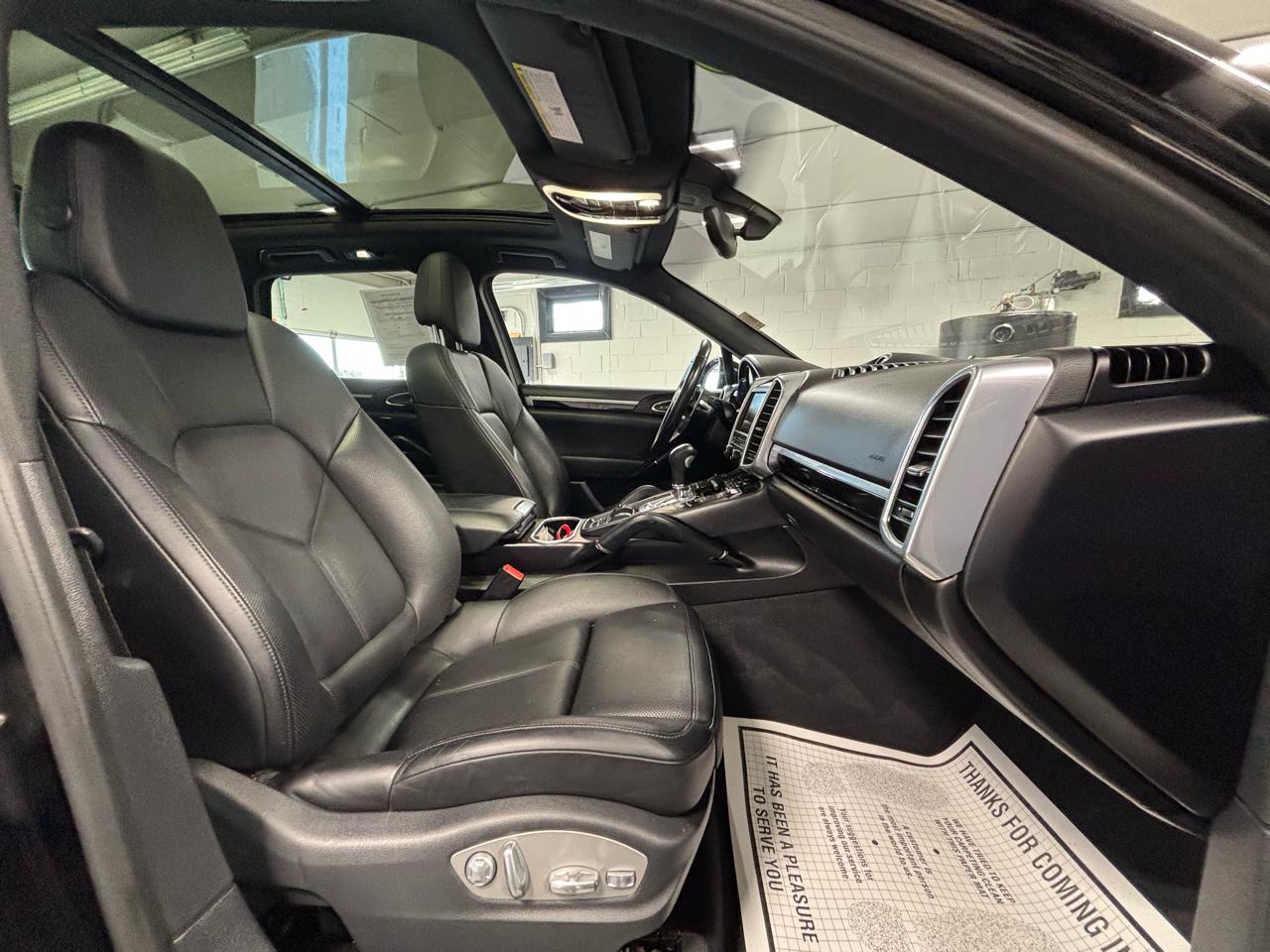 Porsche Cayenne AWD 4dr 2016