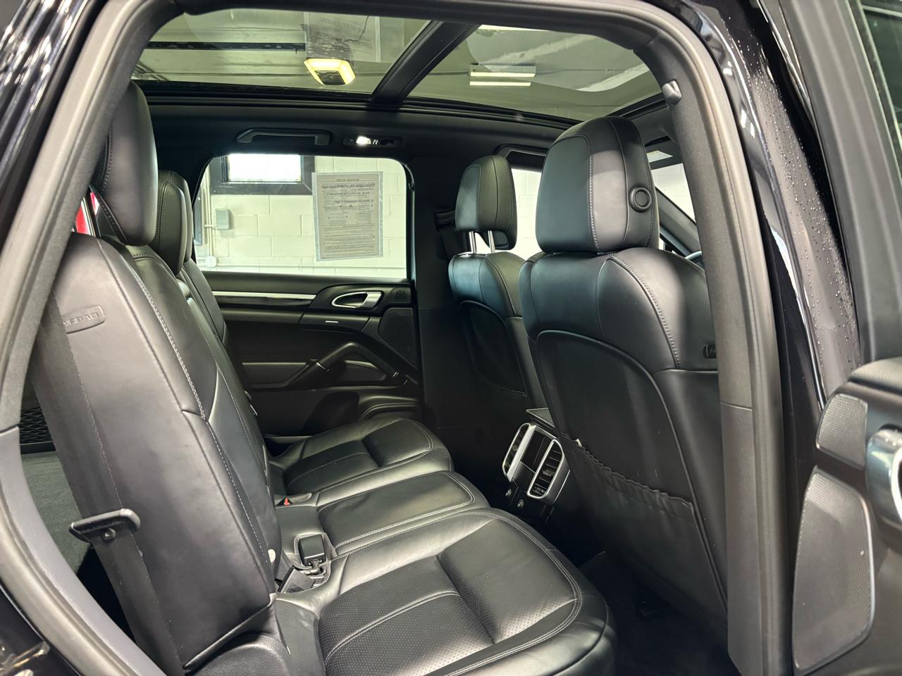 Porsche Cayenne AWD 4dr 2016