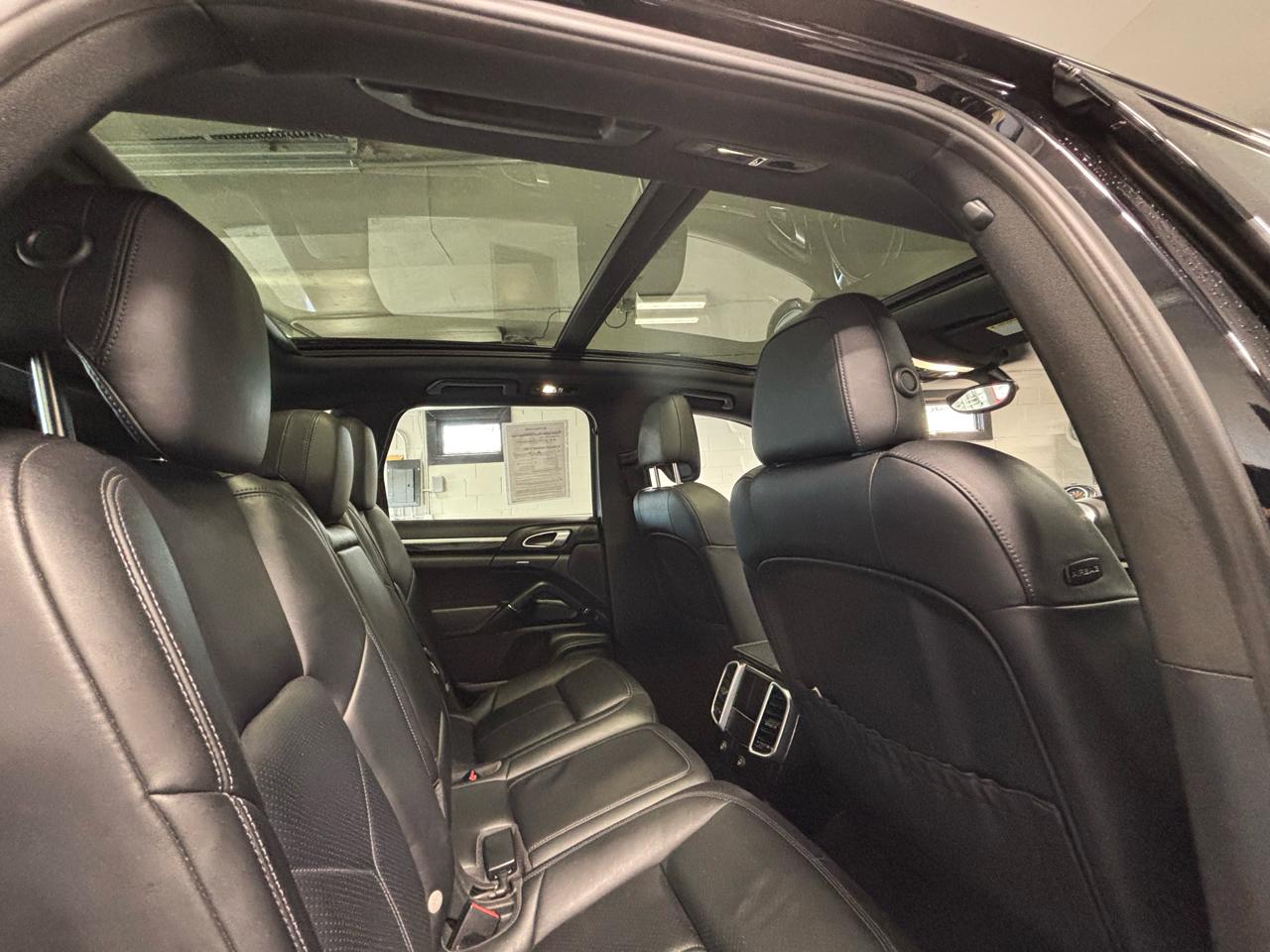 Porsche Cayenne AWD 4dr 2016