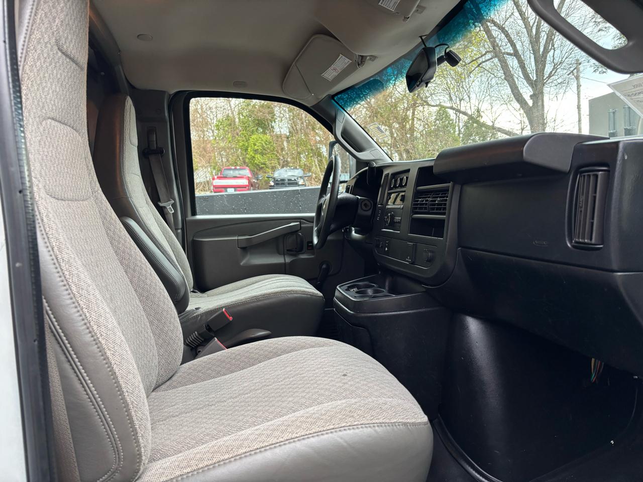 Chevrolet Express Commercial Cutaway  2017