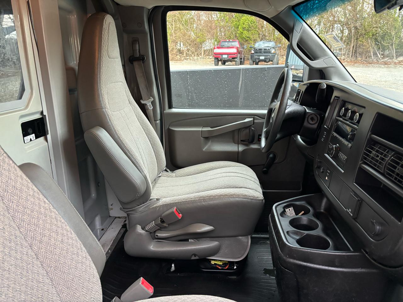 Chevrolet Express Commercial Cutaway  2017