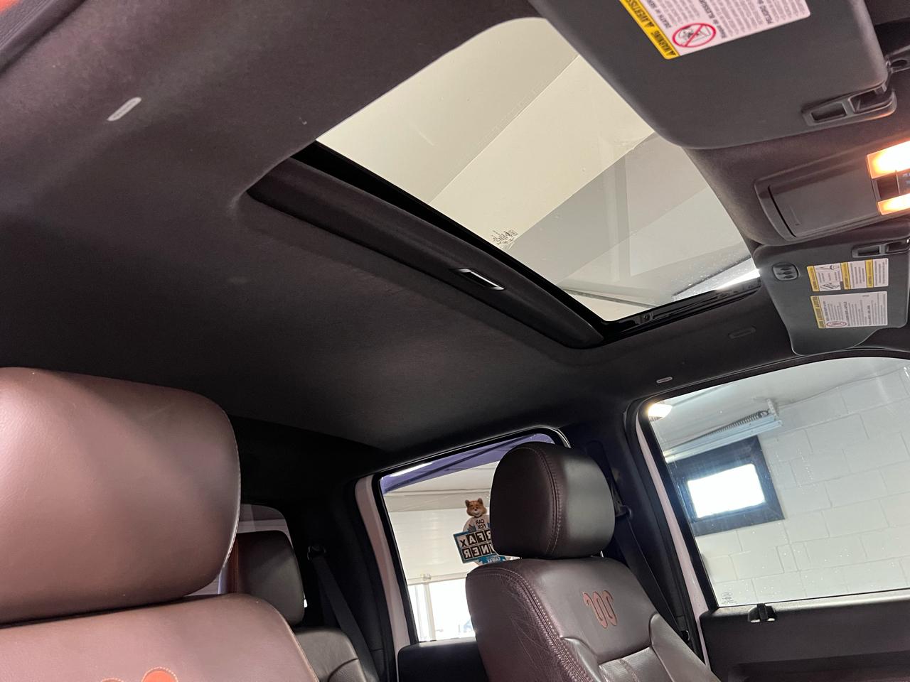 Ford Super Duty F-350 SRW 4WD Crew Cab 156" King Ranch 2016