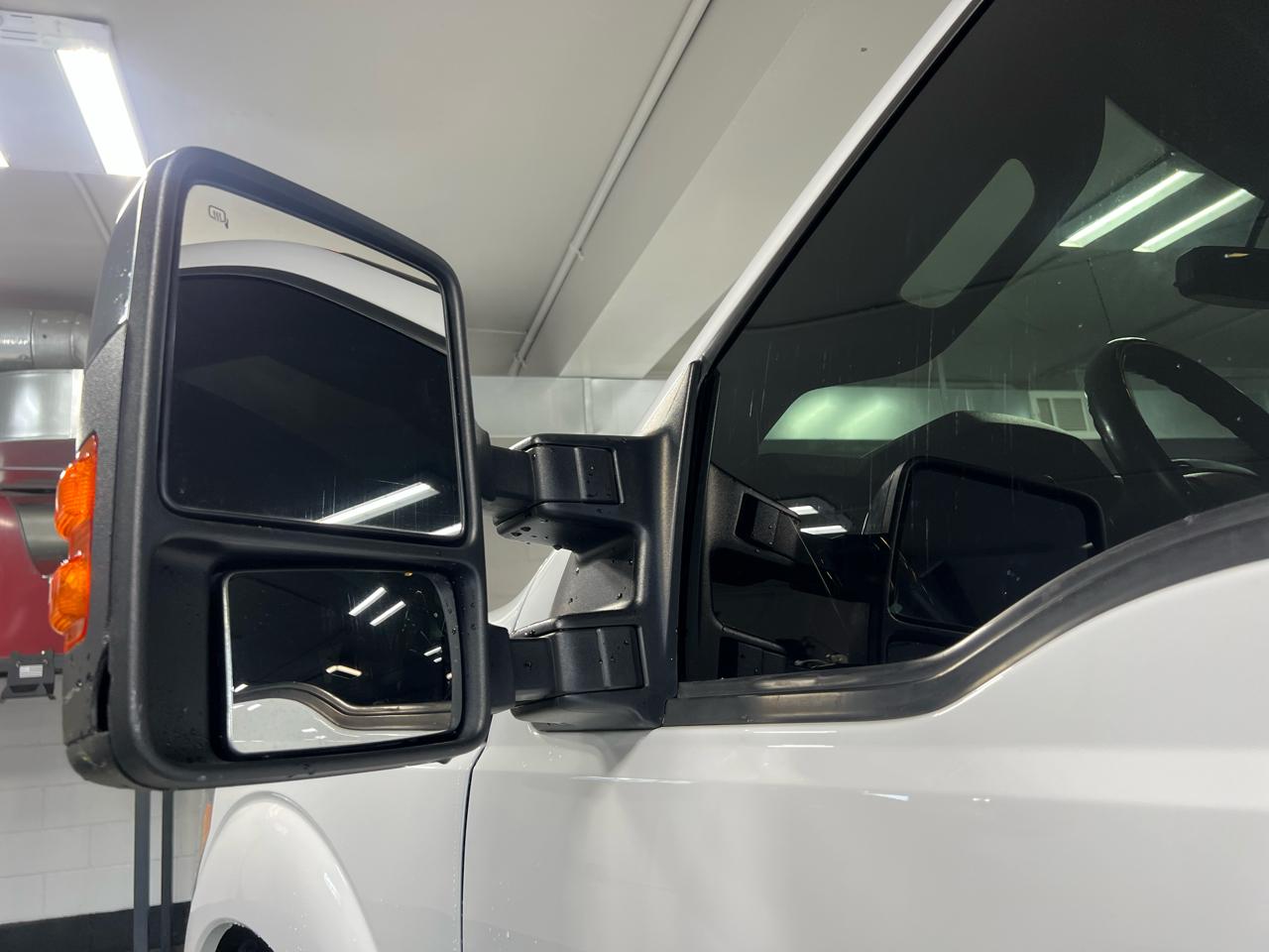 Ford Super Duty F-350 SRW 4WD Crew Cab 156" King Ranch 2016