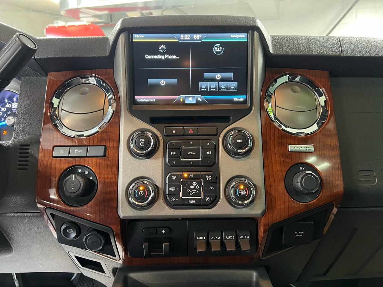 Ford Super Duty F-350 SRW 4WD Crew Cab 156" King Ranch 2016