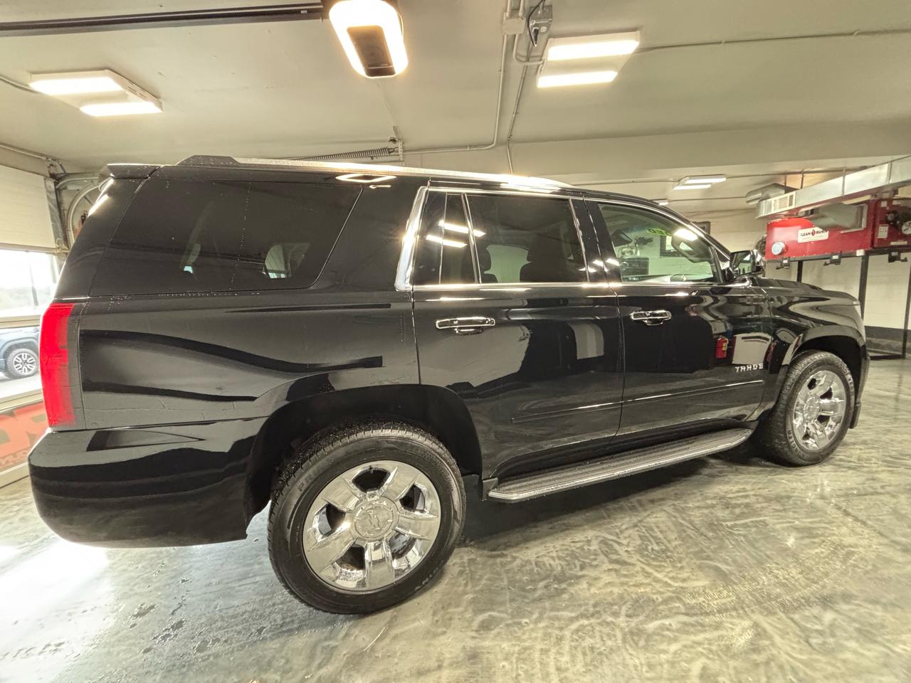 Chevrolet Tahoe 4WD 4dr Premier 2017