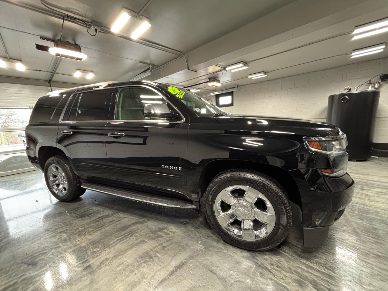 Chevrolet Tahoe 4WD 4dr Premier 2017