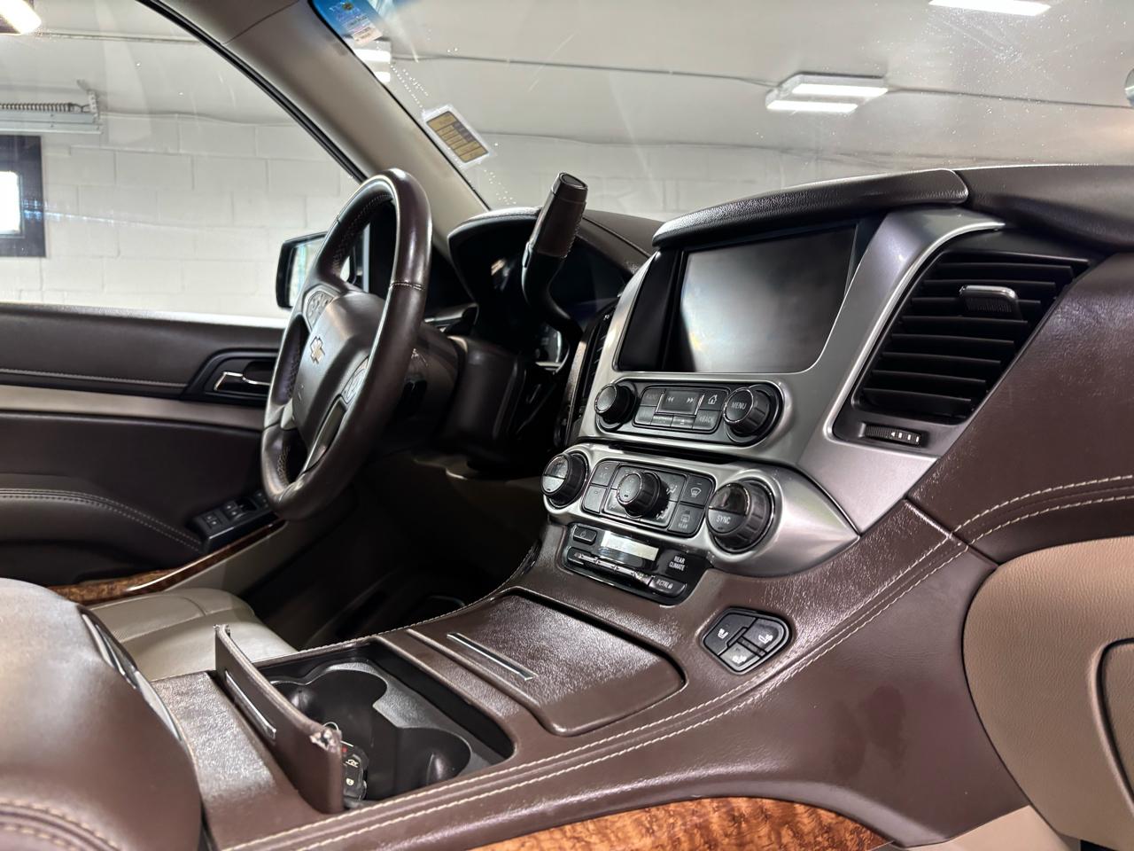 Chevrolet Tahoe 4WD 4dr Premier 2017