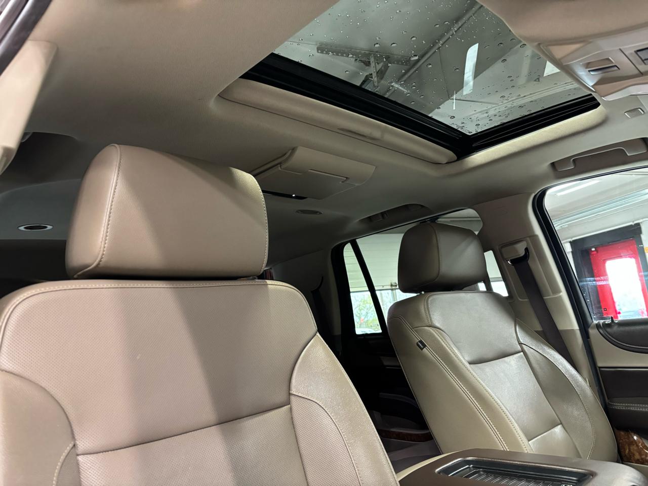 Chevrolet Tahoe 4WD 4dr Premier 2017