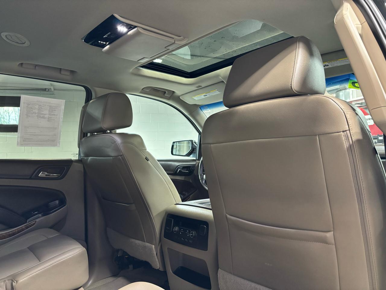 Chevrolet Tahoe 4WD 4dr Premier 2017