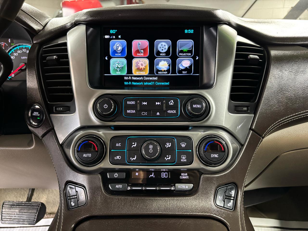 Chevrolet Tahoe 4WD 4dr Premier 2017