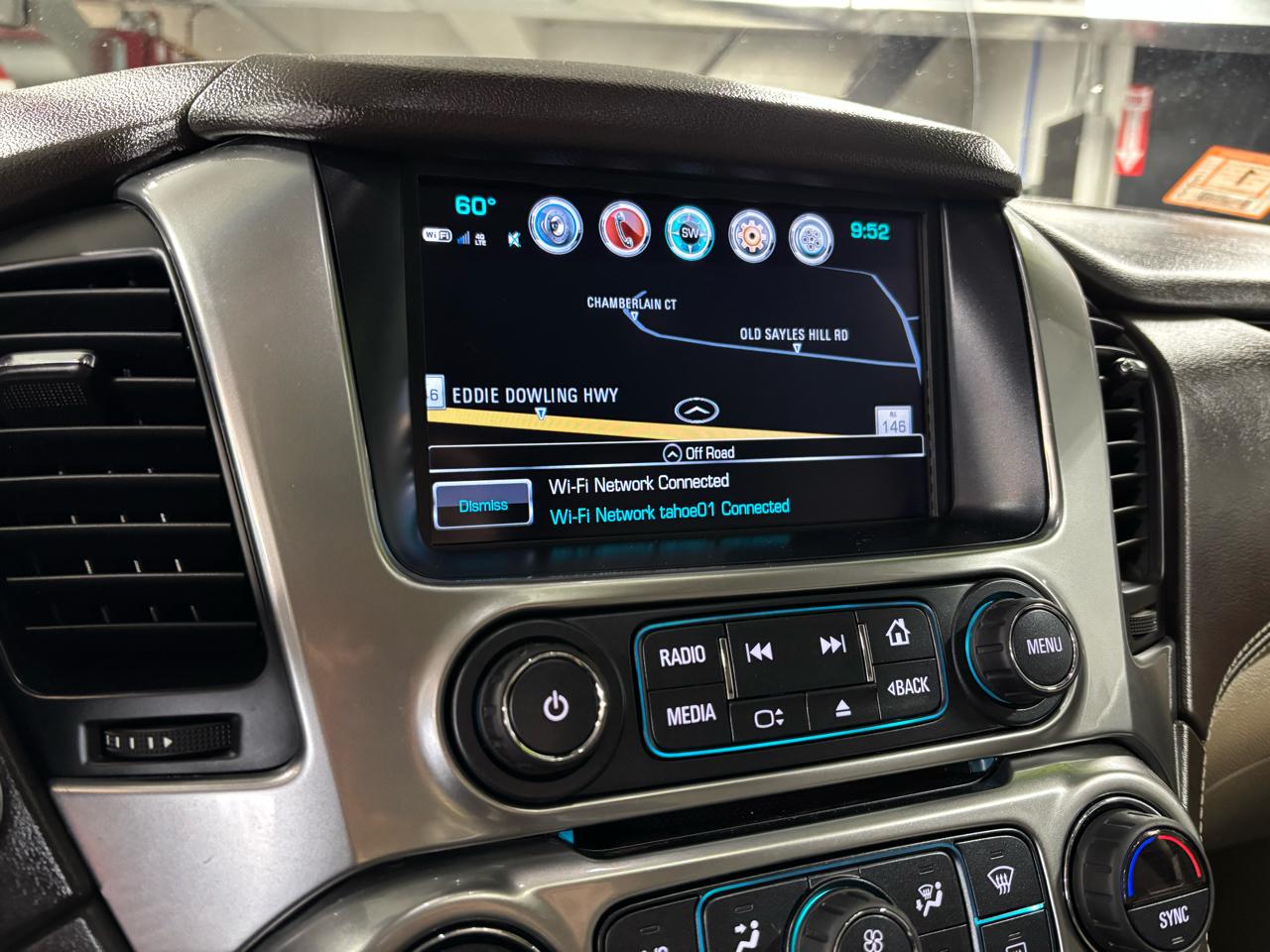 Chevrolet Tahoe 4WD 4dr Premier 2017