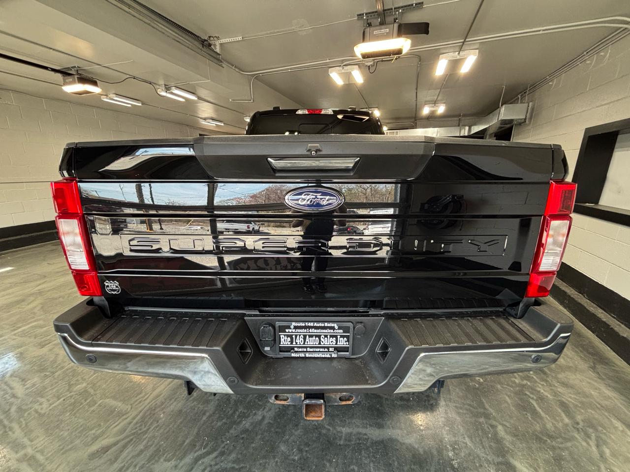 Ford Super Duty F-350 SRW XLT 4WD Crew Cab 6.75' Box 2022