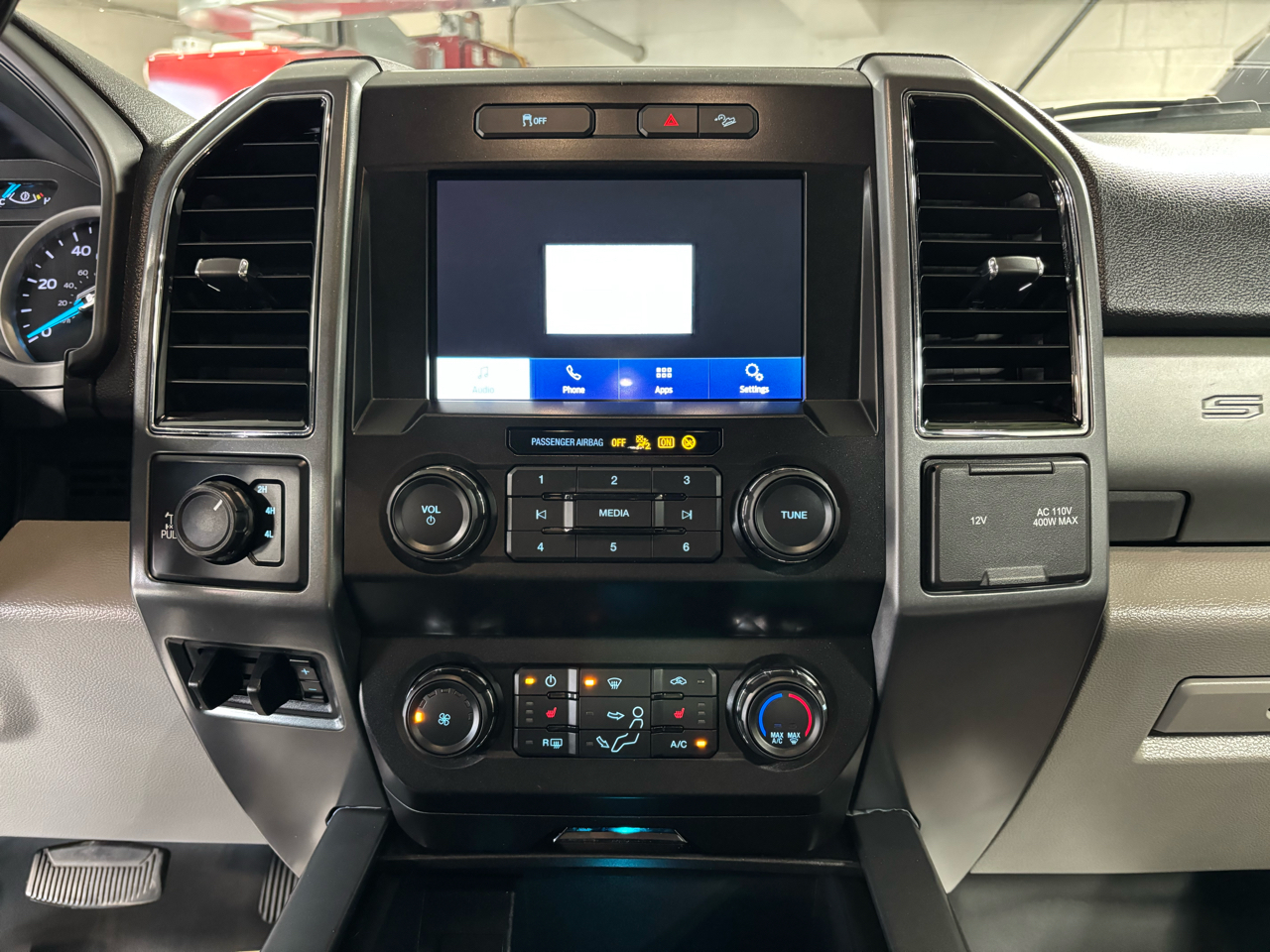 Ford Super Duty F-350 SRW XLT 4WD Crew Cab 6.75' Box 2022