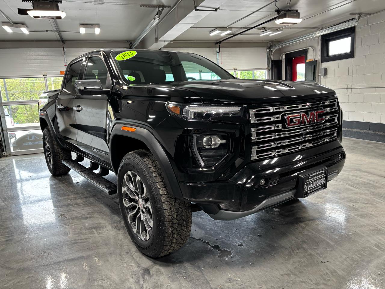 GMC Canyon 4WD Crew Cab Denali 2023
