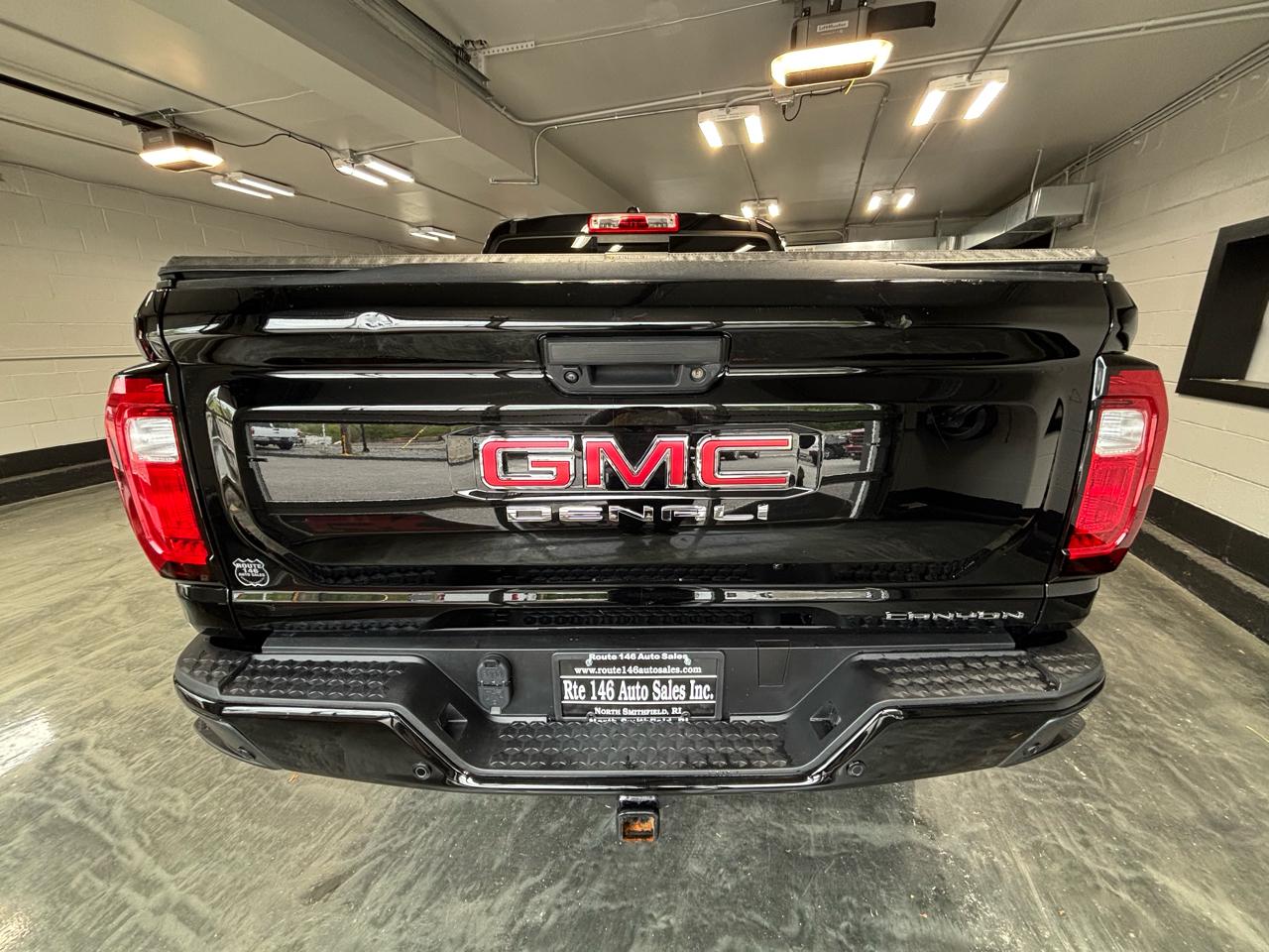 GMC Canyon 4WD Crew Cab Denali 2023