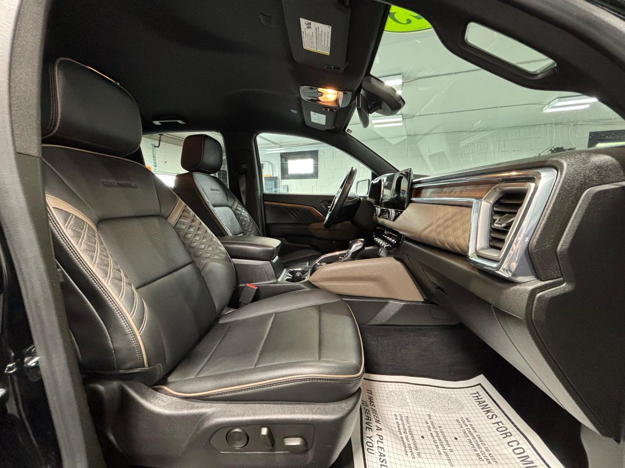 GMC Canyon 4WD Crew Cab Denali 2023
