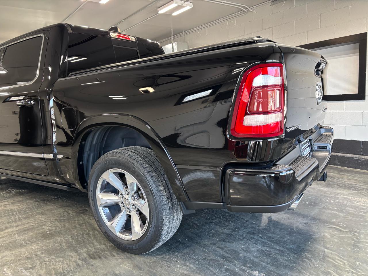 RAM 1500 Limited 4x4 Crew Cab 5'7" Box 2019