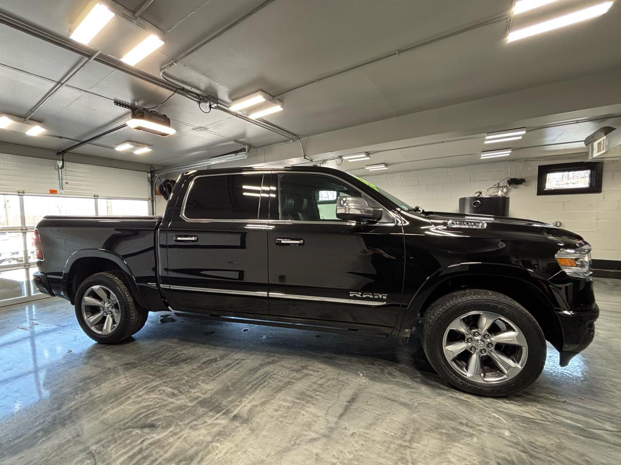 RAM 1500 Limited 4x4 Crew Cab 5'7" Box 2019