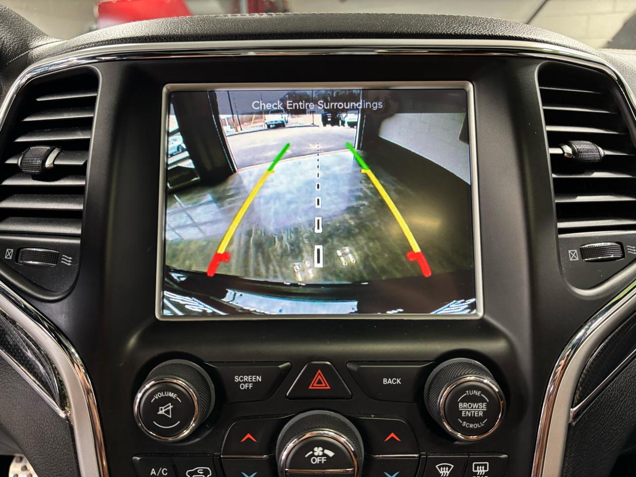 Jeep Grand Cherokee 4WD 4dr SRT 2015