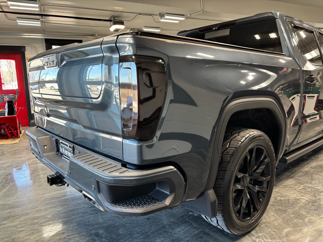 GMC Sierra 1500 4WD Crew Cab 147" Denali 2020