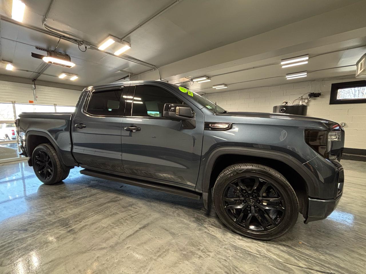 GMC Sierra 1500 4WD Crew Cab 147" Denali 2020