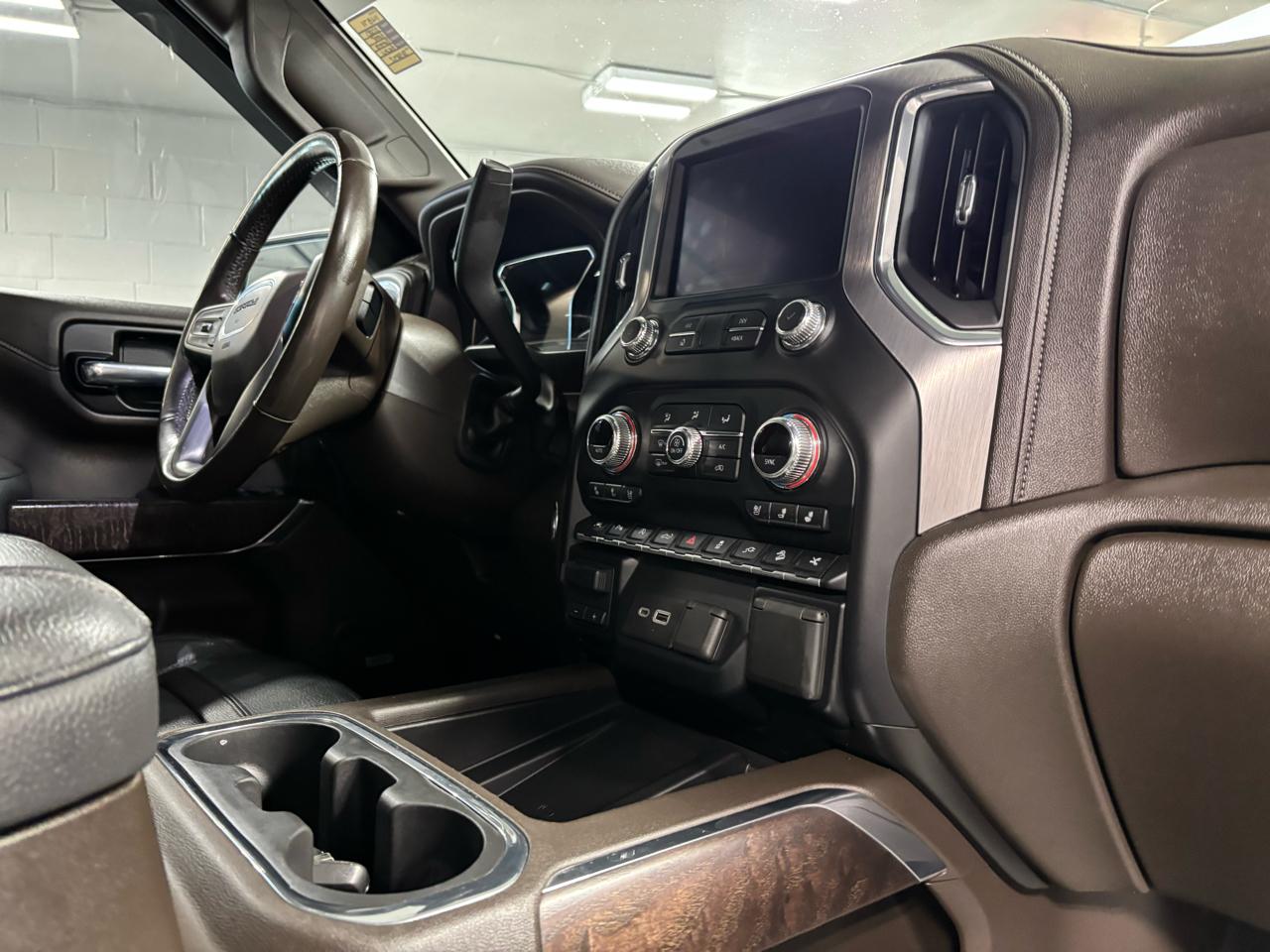 GMC Sierra 1500 4WD Crew Cab 147" Denali 2020