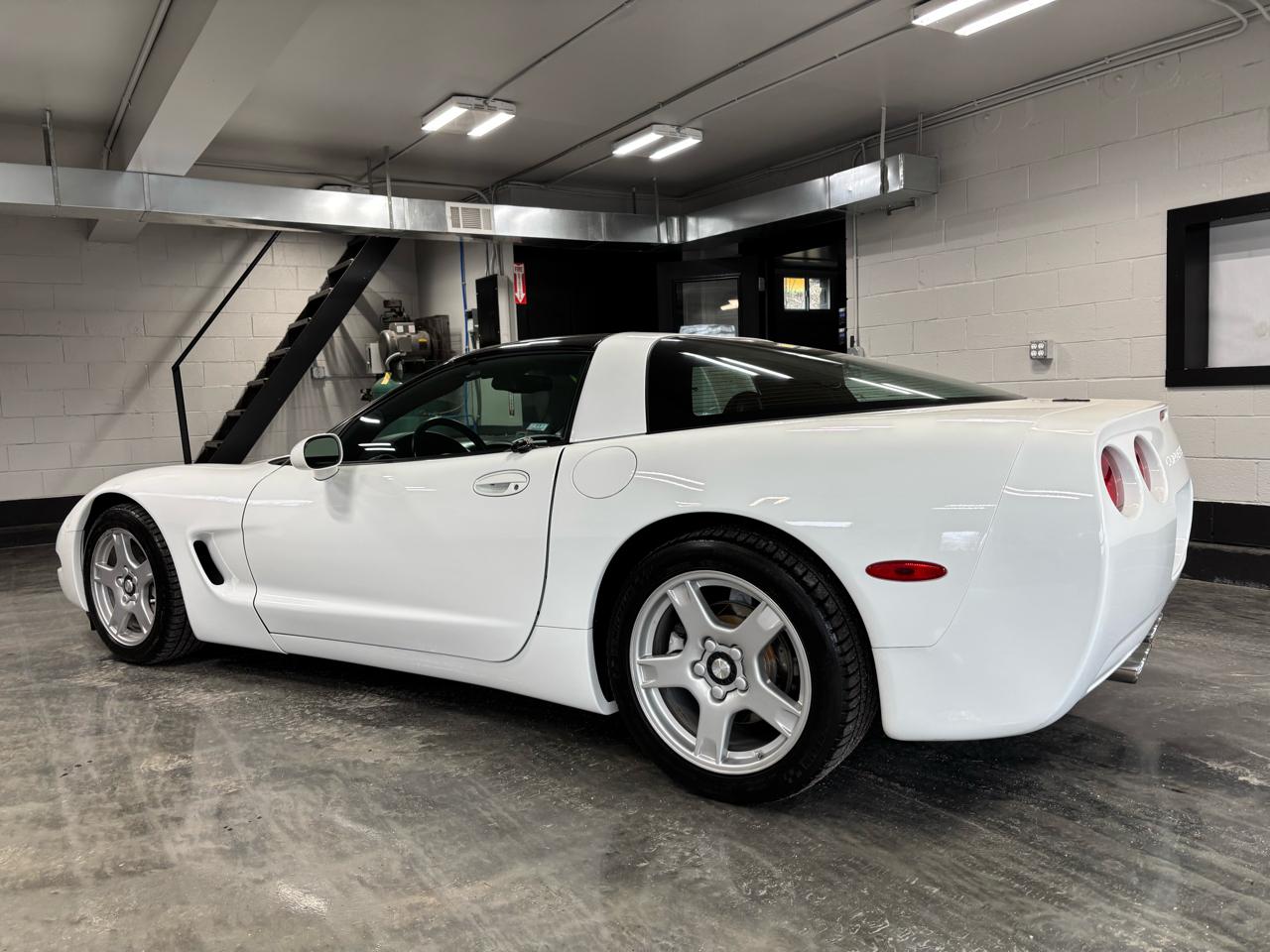 Chevrolet Corvette 2dr Cpe 1997