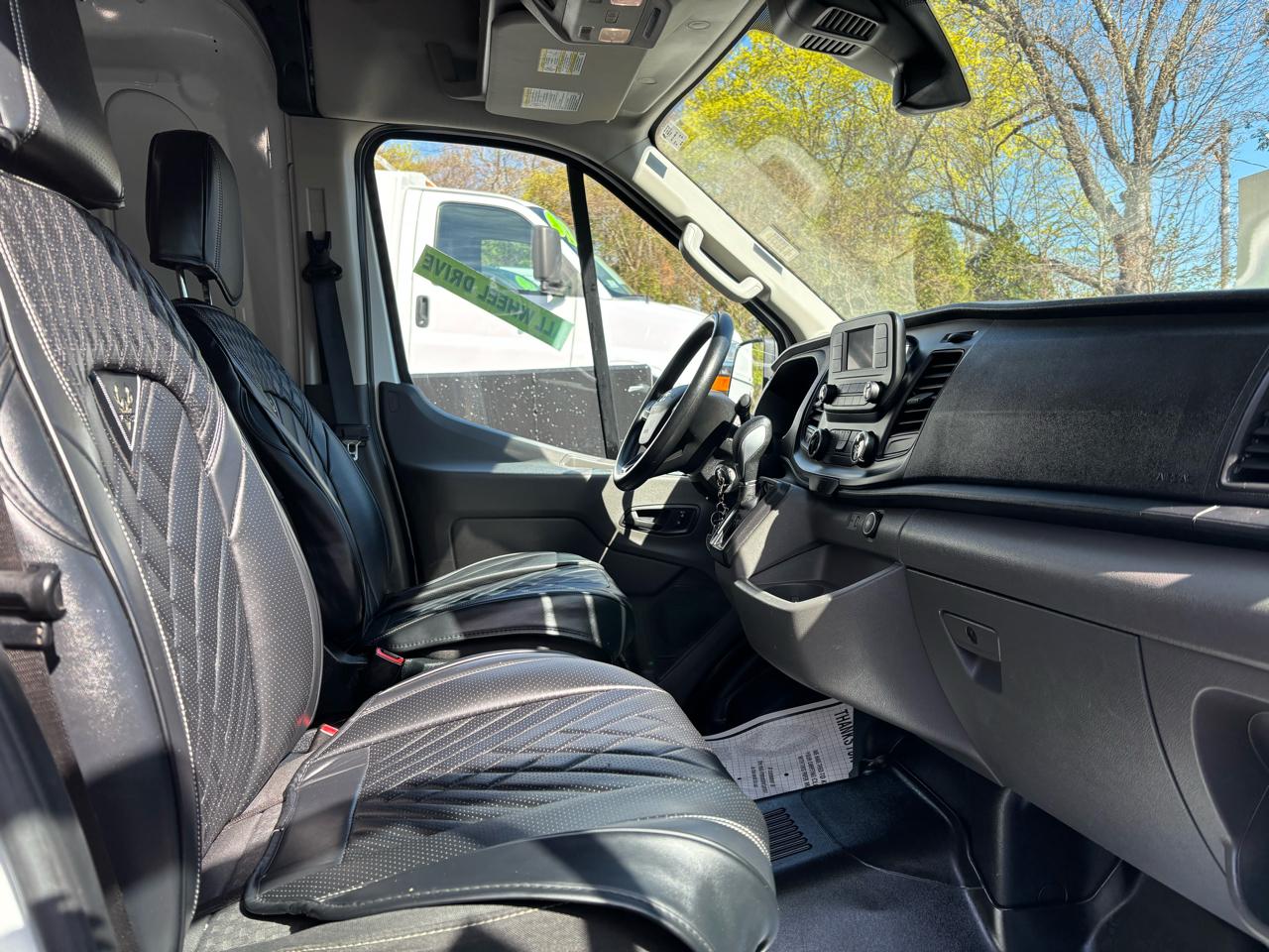 Ford Transit Cargo Van T-250 130" Med Rf 9070 GVWR AWD 2022