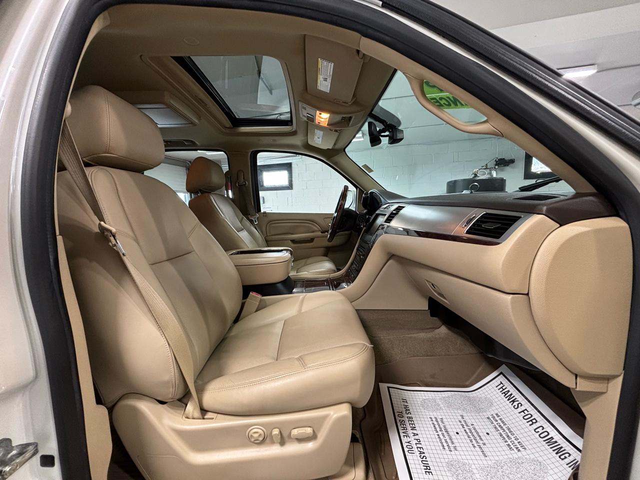 Cadillac Escalade AWD 4dr Premium 2014