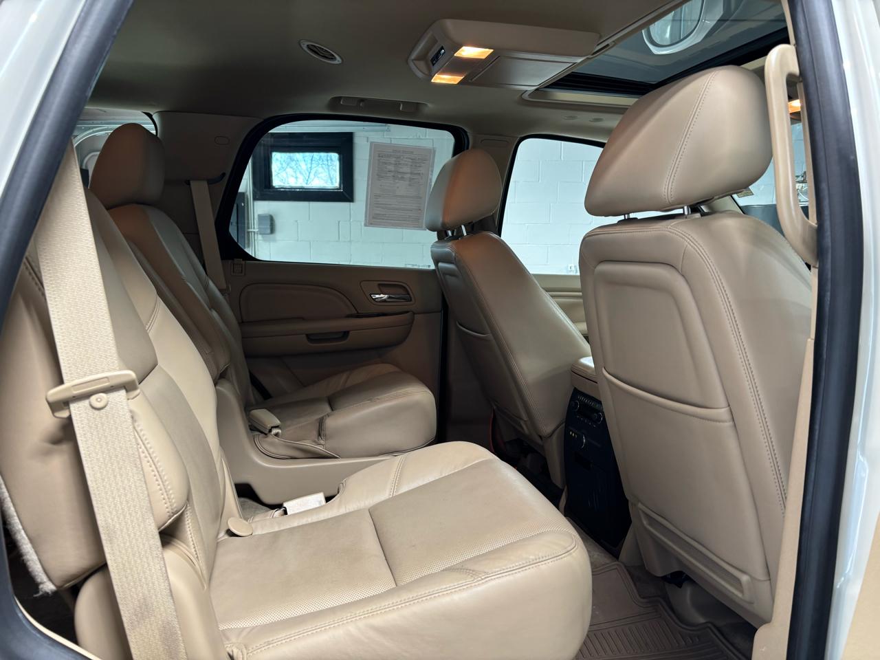 Cadillac Escalade AWD 4dr Premium 2014