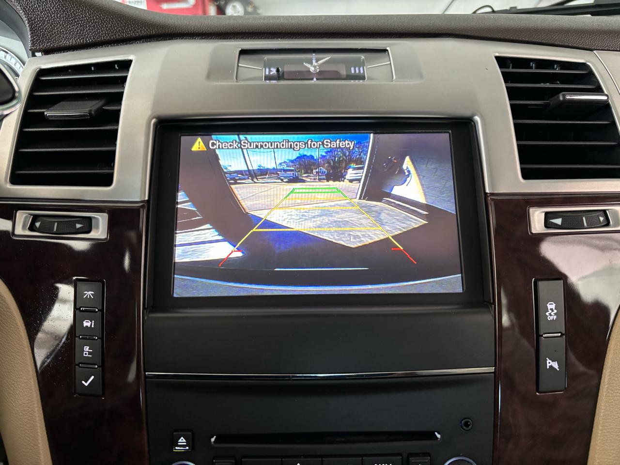 Cadillac Escalade AWD 4dr Premium 2014