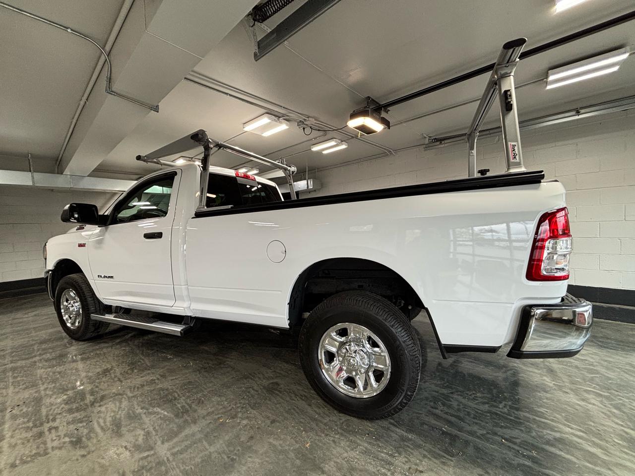 RAM 2500 Tradesman 4x4 Reg Cab 8' Box 2022