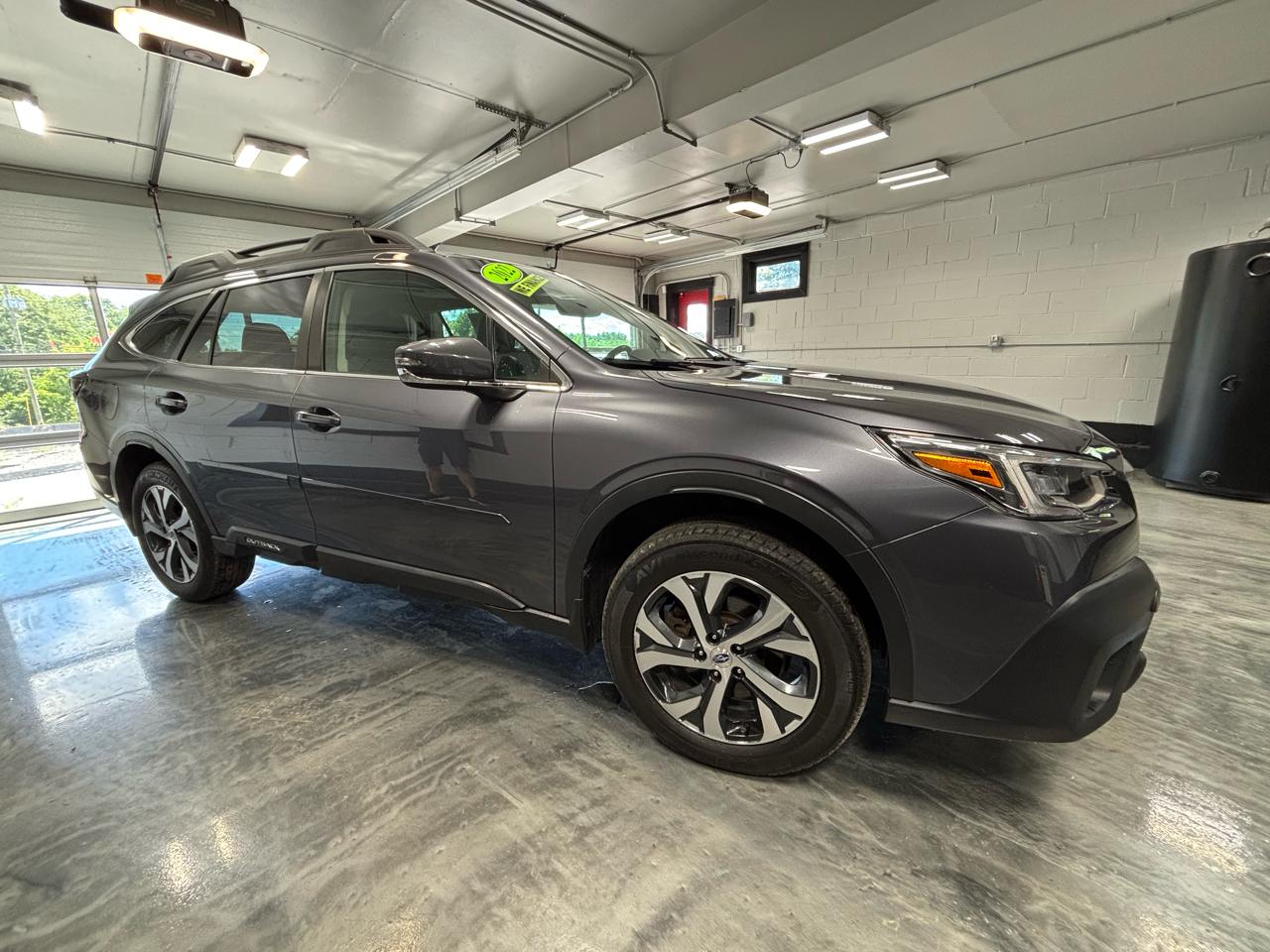 Subaru Outback Limited XT CVT 2022
