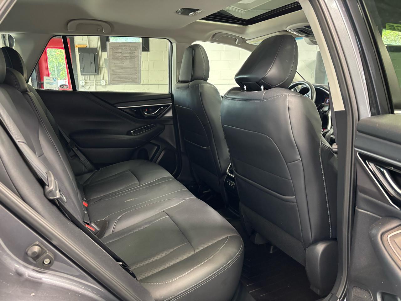 Subaru Outback Limited XT CVT 2022