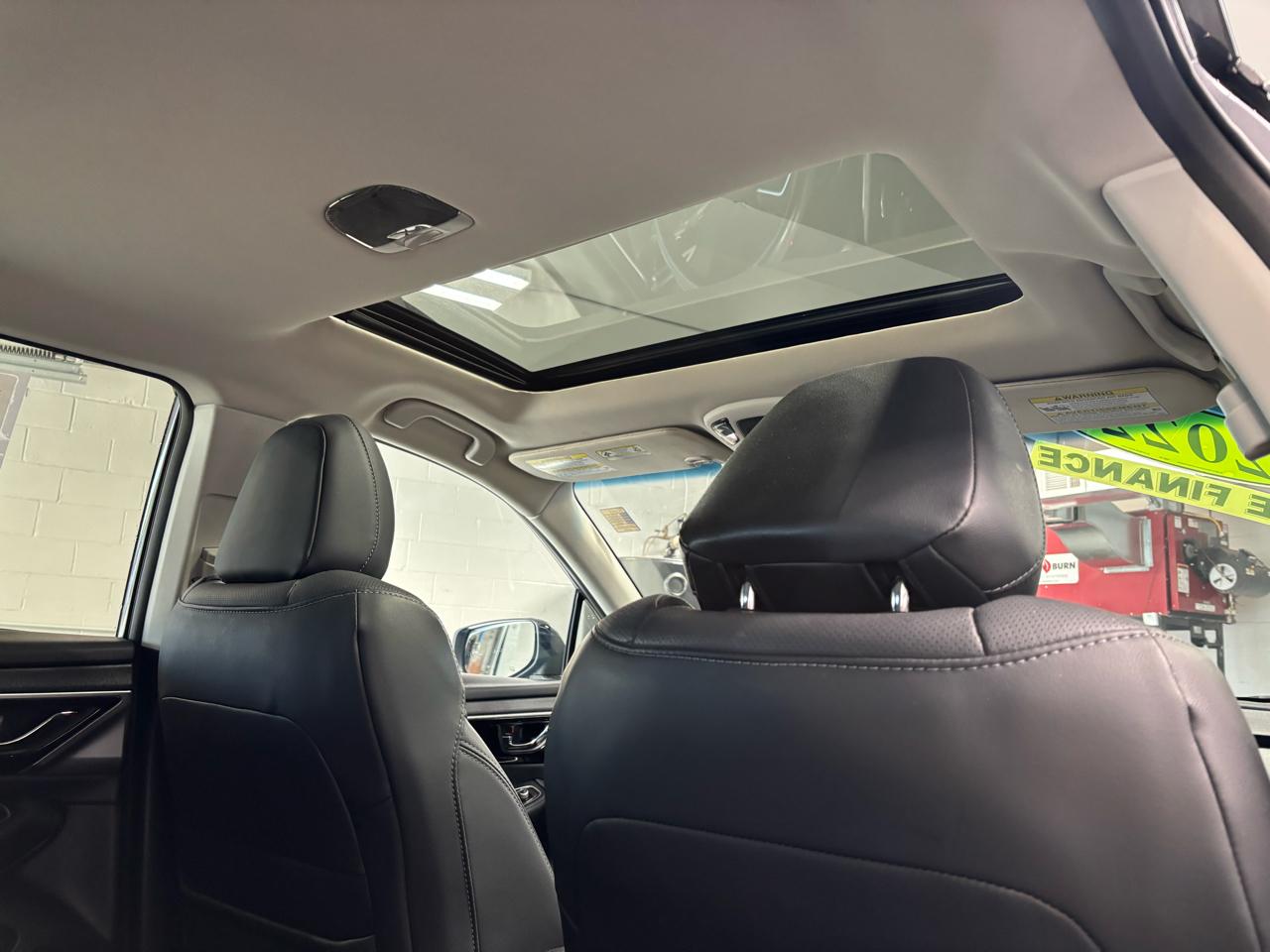Subaru Outback Limited XT CVT 2022