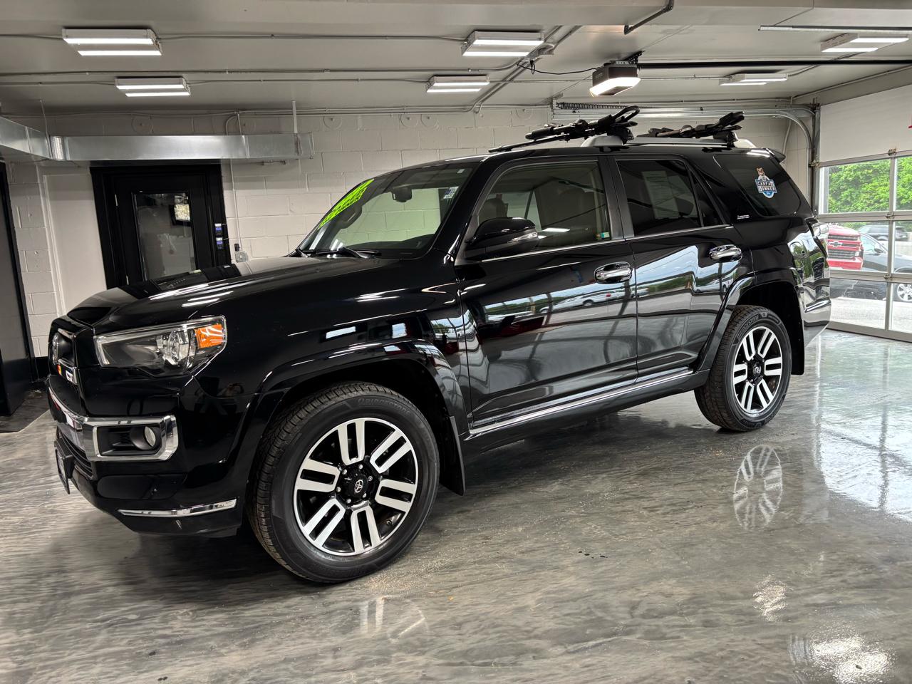 Toyota 4Runner TRD Off Road Premium 4WD (Natl) 2019