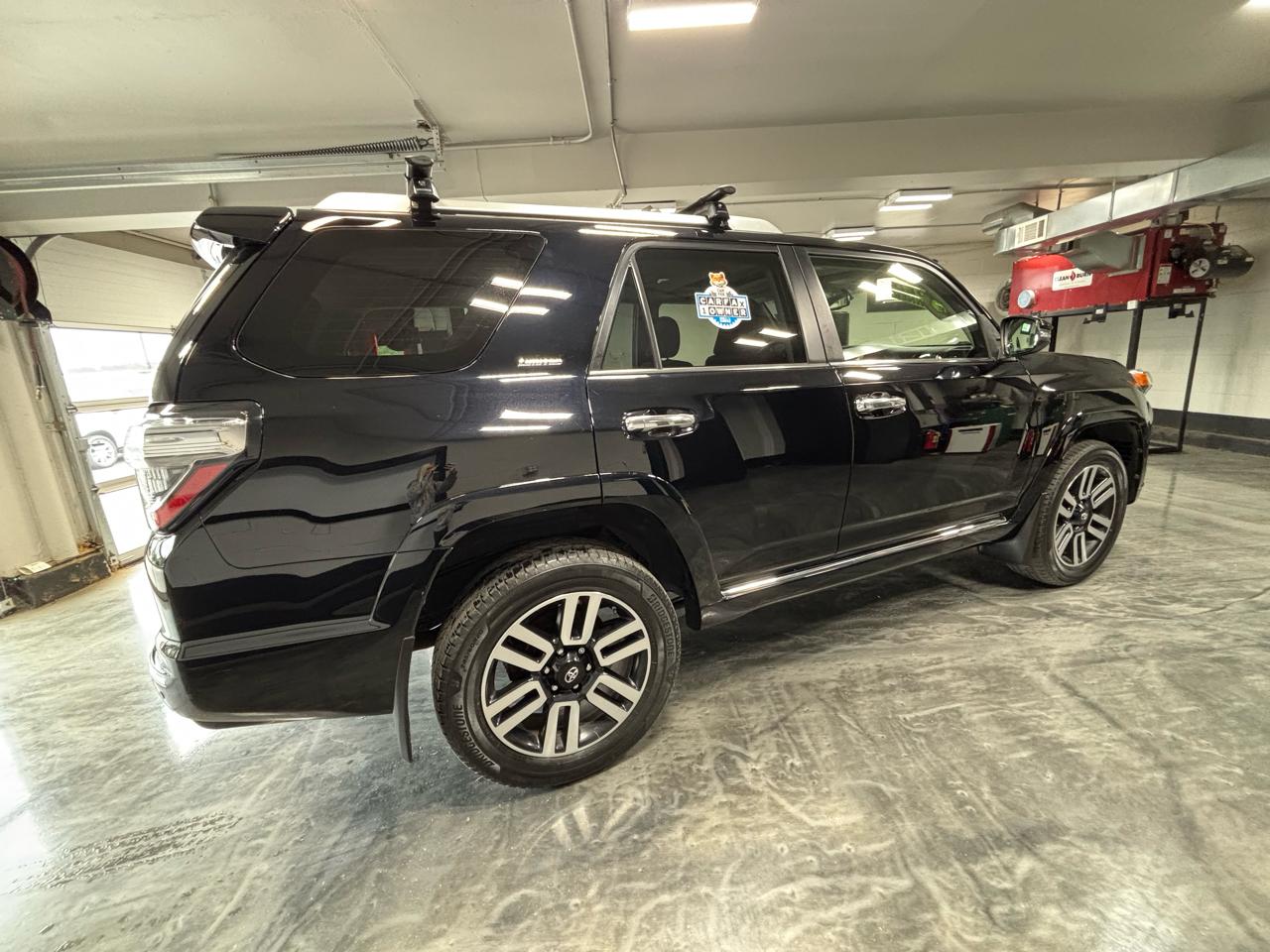 Toyota 4Runner TRD Off Road Premium 4WD (Natl) 2019