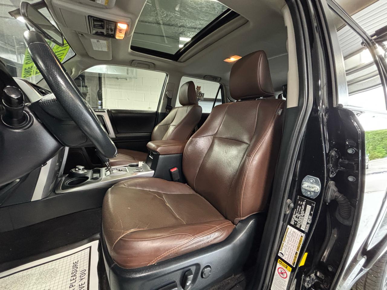 Toyota 4Runner TRD Off Road Premium 4WD (Natl) 2019