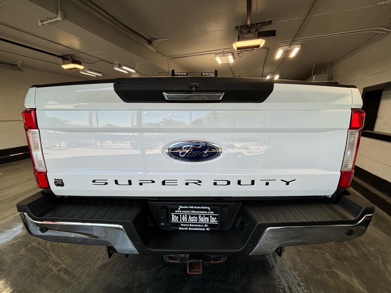 Ford Super Duty F-250 SRW Lariat 4WD SuperCab 8' Box 2019