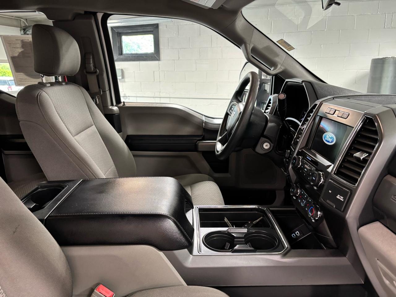 Ford Super Duty F-250 SRW Lariat 4WD SuperCab 8' Box 2019