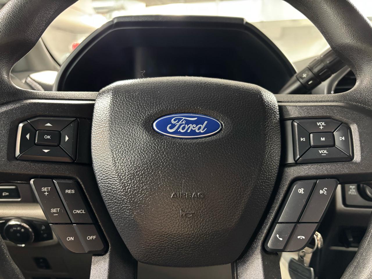 Ford Super Duty F-250 SRW Lariat 4WD SuperCab 8' Box 2019