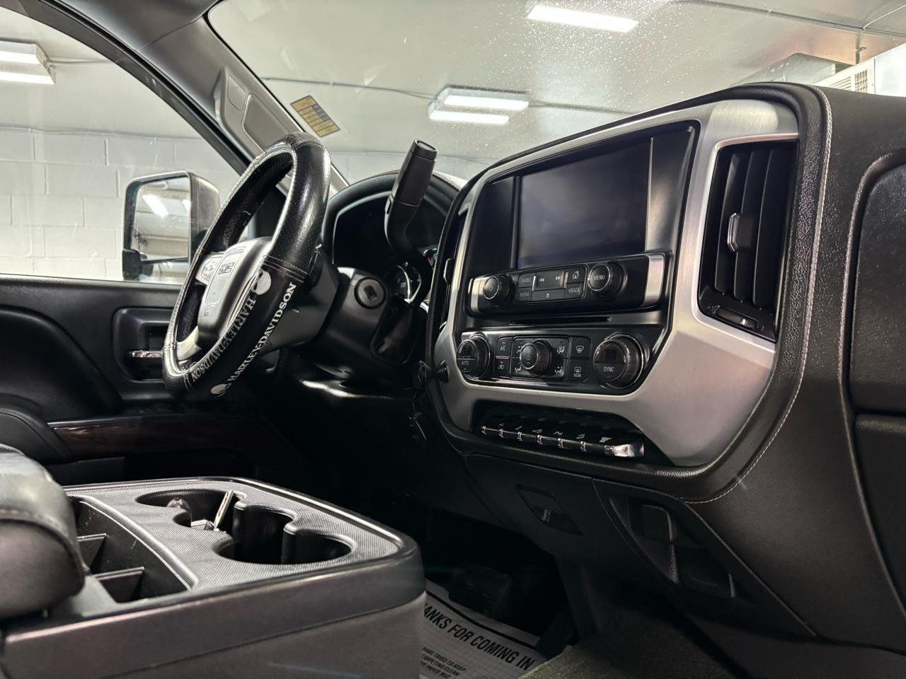 GMC Sierra 2500HD available WiFi  2015