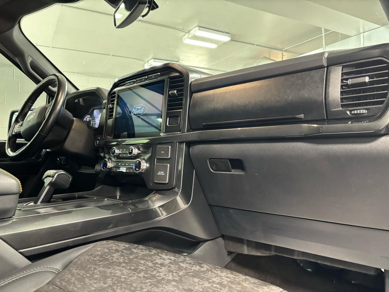 Ford F-150  2021