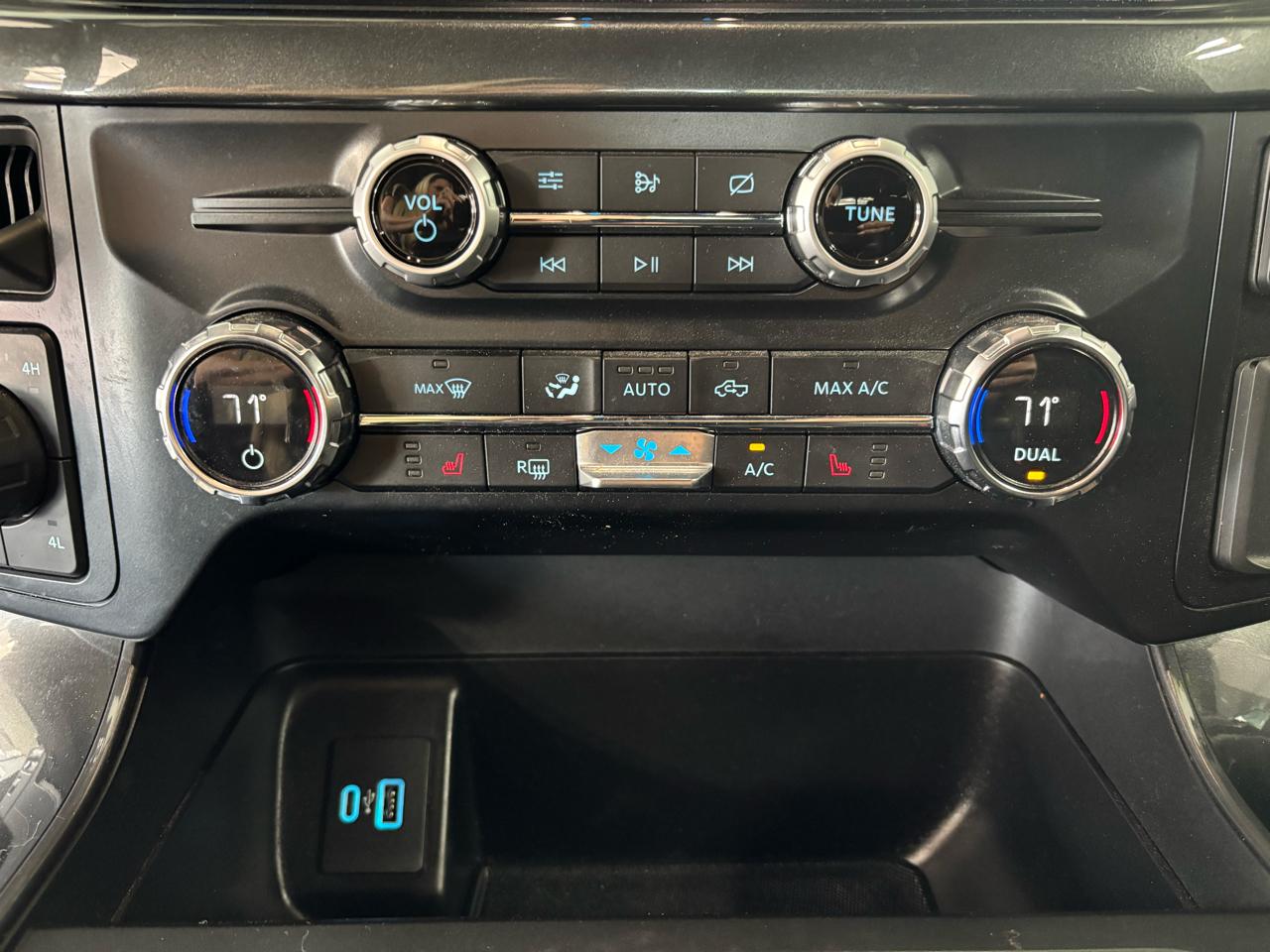 Ford F-150  2021