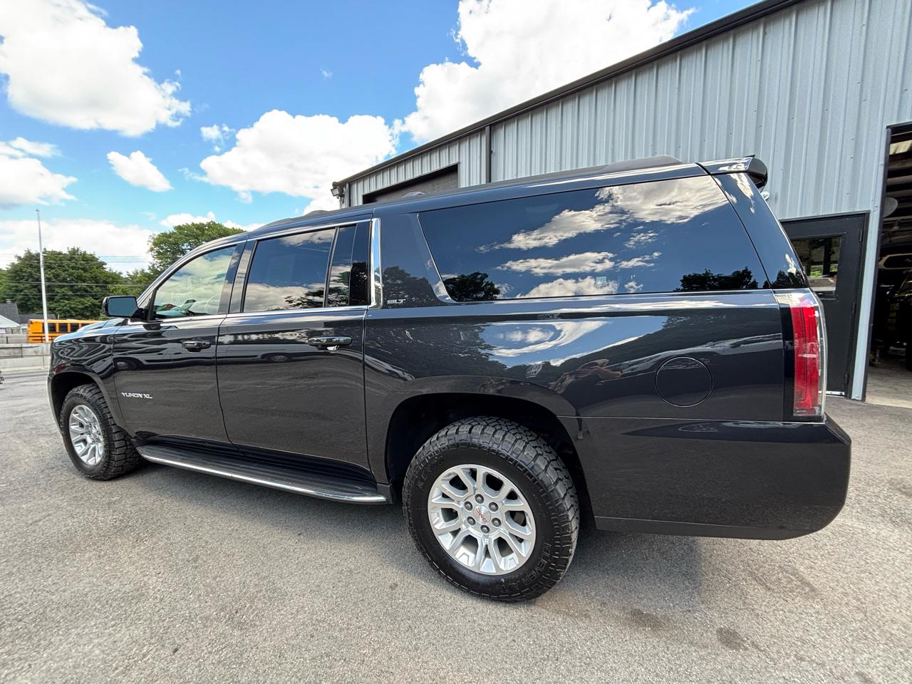 GMC Yukon XL 4WD 4dr SLT 2020