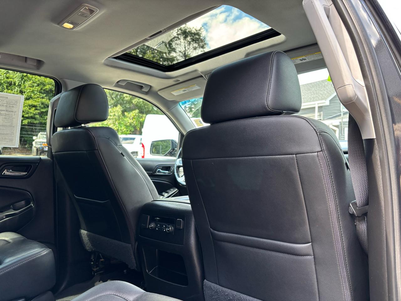 GMC Yukon XL 4WD 4dr SLT 2020