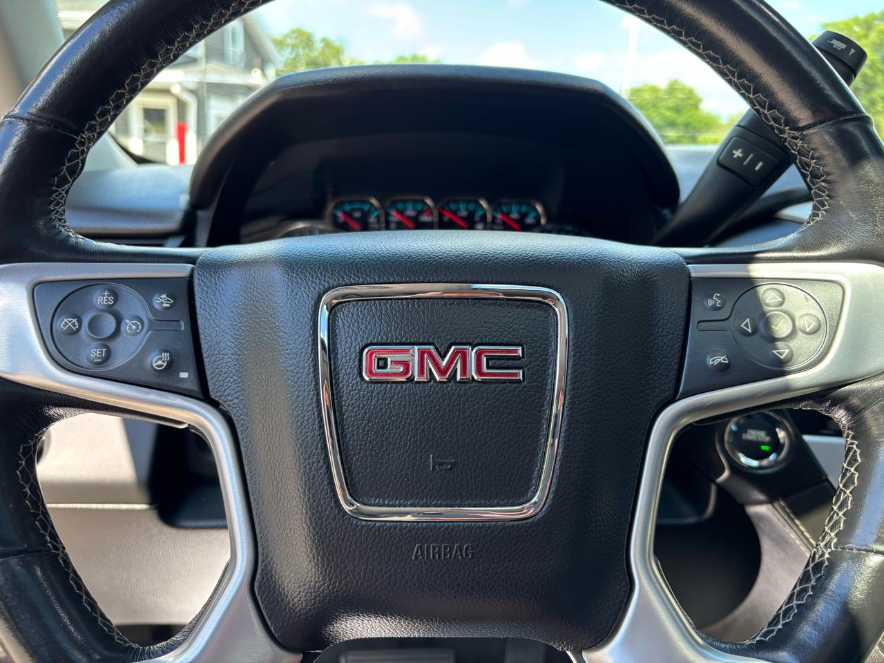 GMC Yukon XL 4WD 4dr SLT 2020